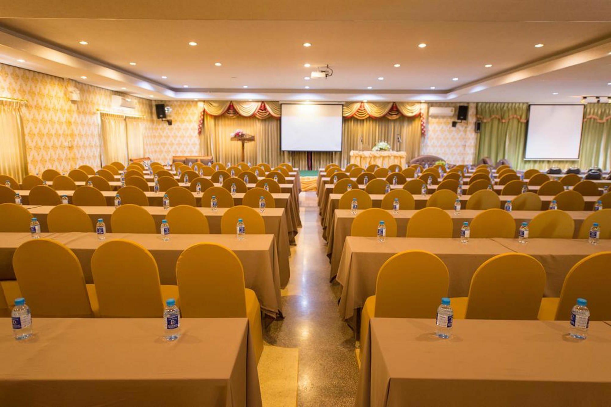 Sri Siam Resort Канчанабури Екстериор снимка
